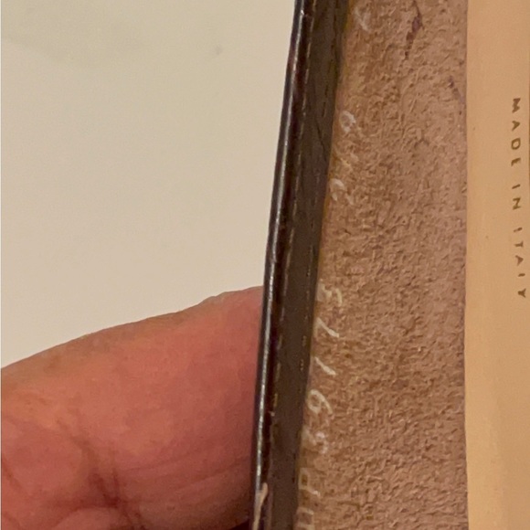 Salvatore Ferragamo lightweight brown shoes wedges heels,comfy gorgeous design. - Picture 11 of 11